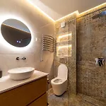 Mianka - Luxury