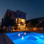 Mianka - Luxury Apartament Banjol