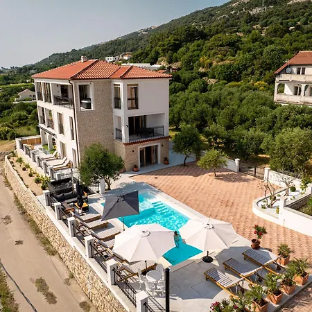 Mianka - Luxury