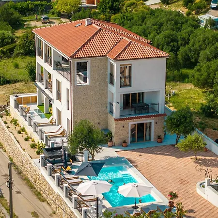 Mianka Rab Appartamento