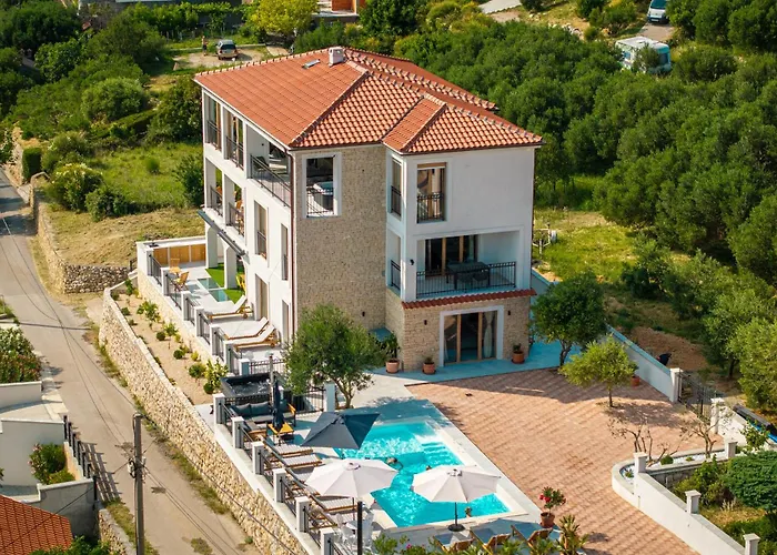 Mianka Rab Apartamento