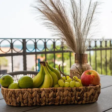 Mianka Rab Apartment