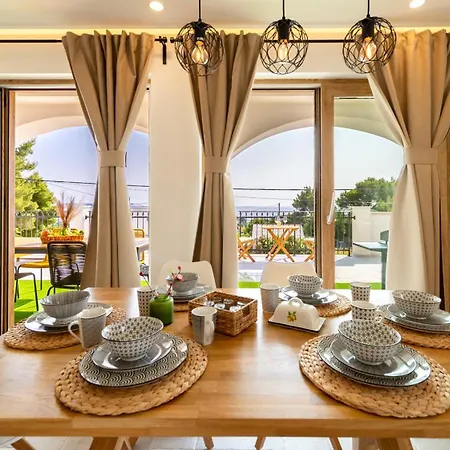 Mianka - Luxury