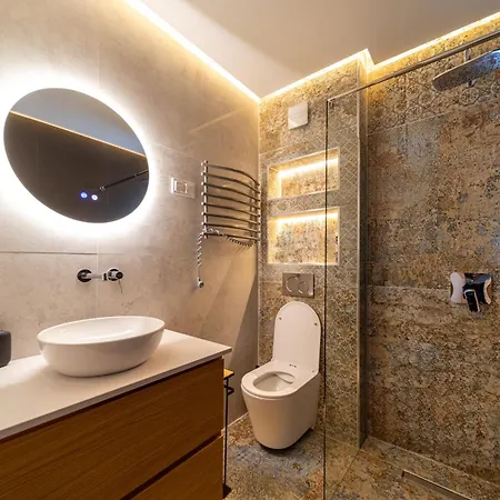 Mianka - Luxury