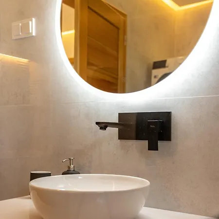 Mianka - Luxury Apartment *